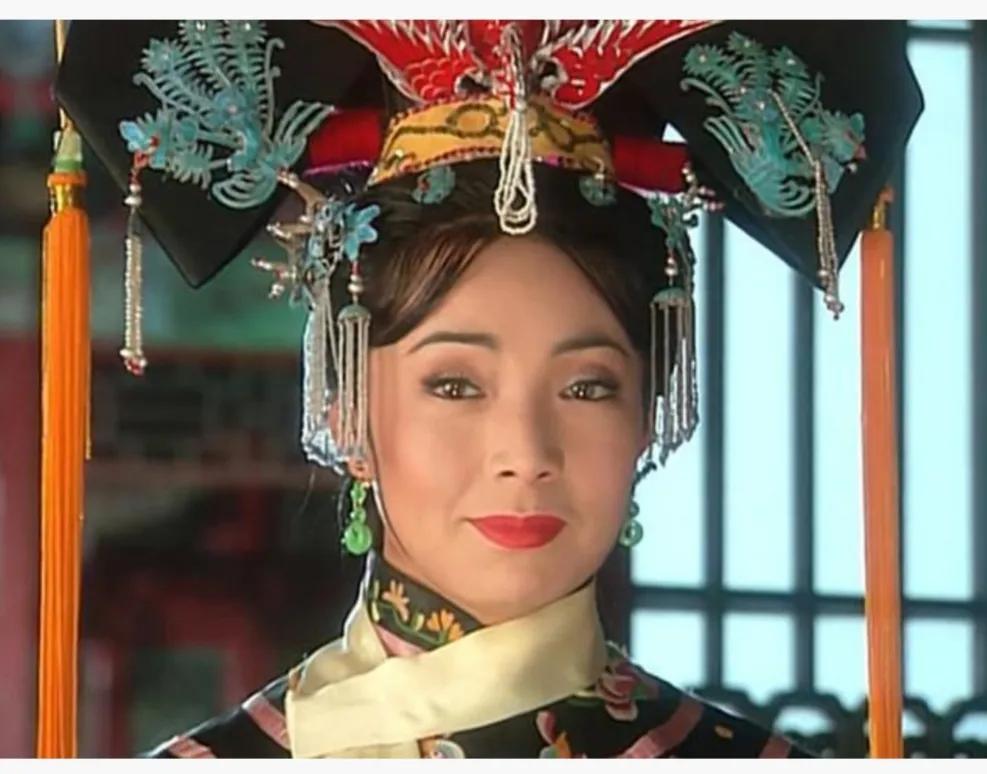 “皇后”戴春荣和郝杰的神仙爱情：有柴米油盐，也有风花雪月