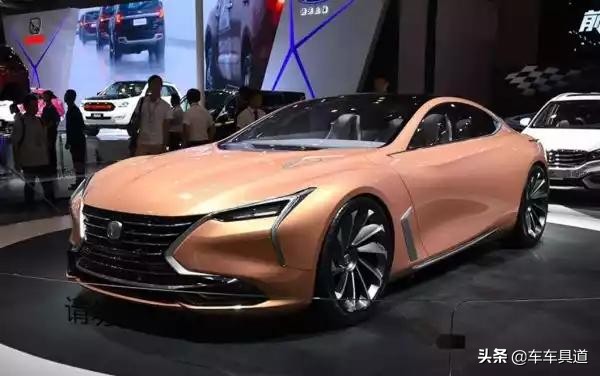 长安新款霸气外观,长安火了外观堪比路虎配7座仅5万