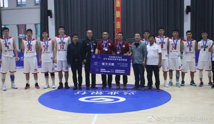 抚顺天湖啤酒比赛,抚顺天湖啤酒篮球队半决赛