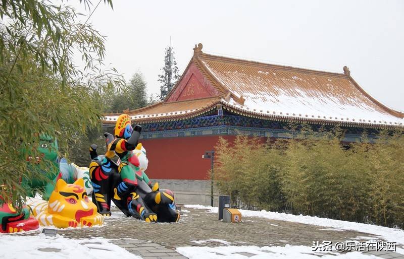 戏雪游乐场项目,戏雪乐园雪人