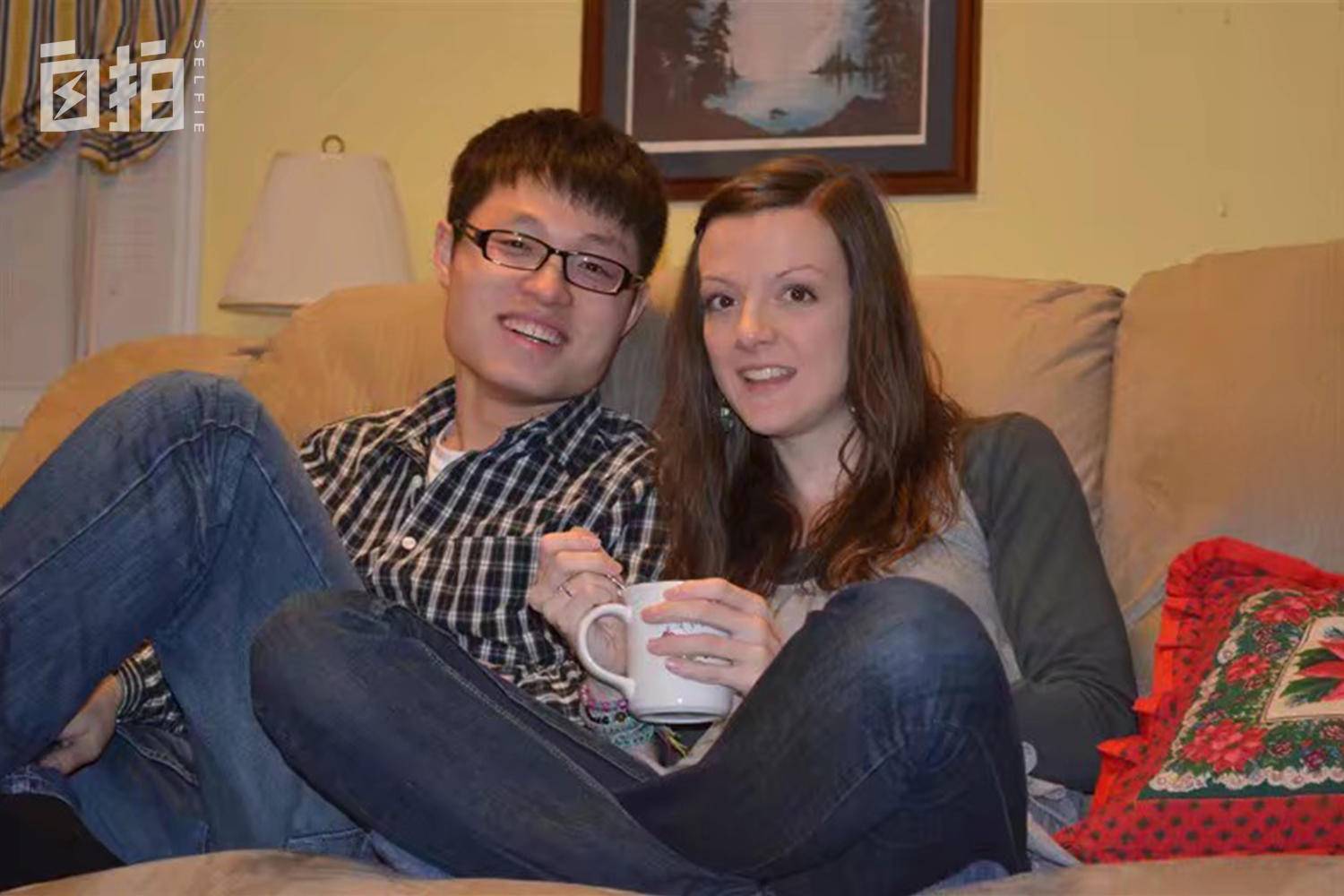 35岁中国小伙娶26岁美国妻子,八年前河南小伙娶大五岁美国妻子