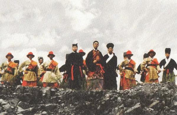 香港前世今生的真实故事,香港电影前世造的孽今世遭报应