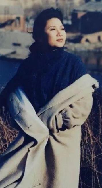 李娜为什么会被遁入空门,李娜是因为谁失恋而出家的