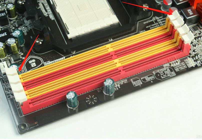 电脑内存主流规格是什么,电脑内存买哪种内存好