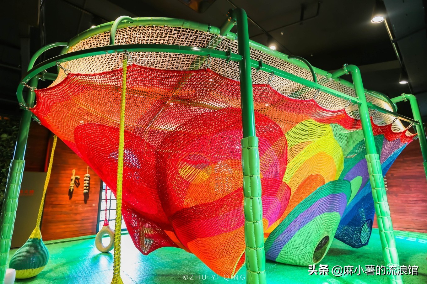 武汉佛罗伦萨奢侈品小镇,武汉佛罗伦萨小镇奥特莱斯