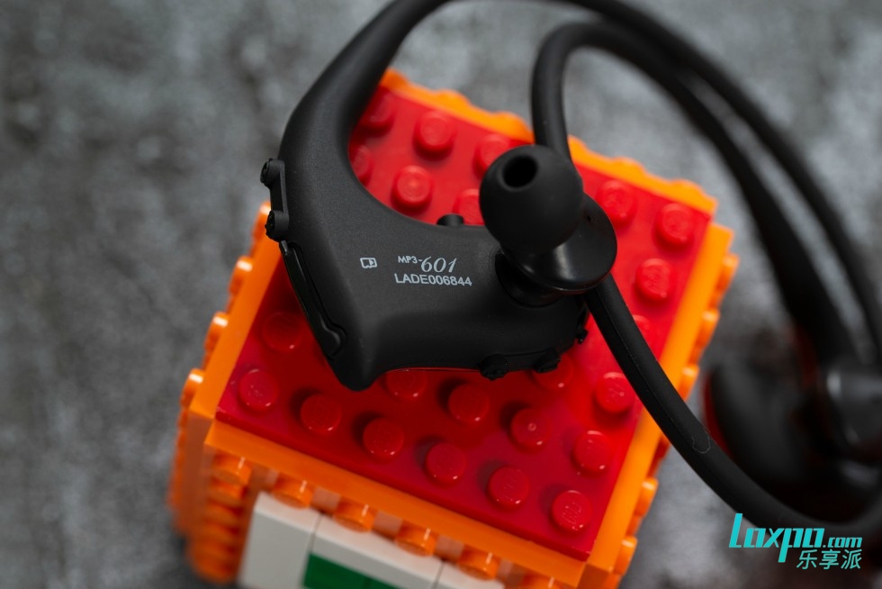 双模一键切换，爱国者无线运动蓝牙*放播**器体验