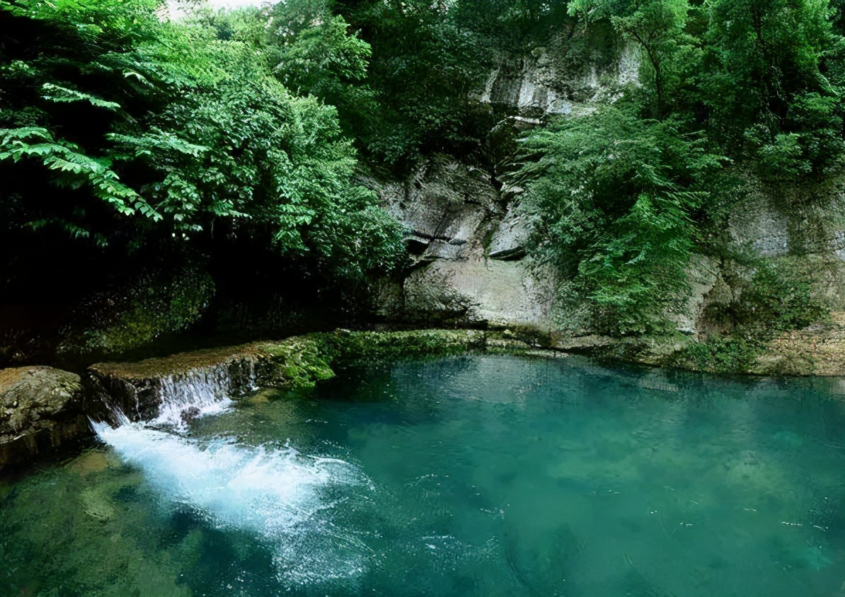 成都周边凉快又可以耍水的地方,成都周边哪有耍水的地方