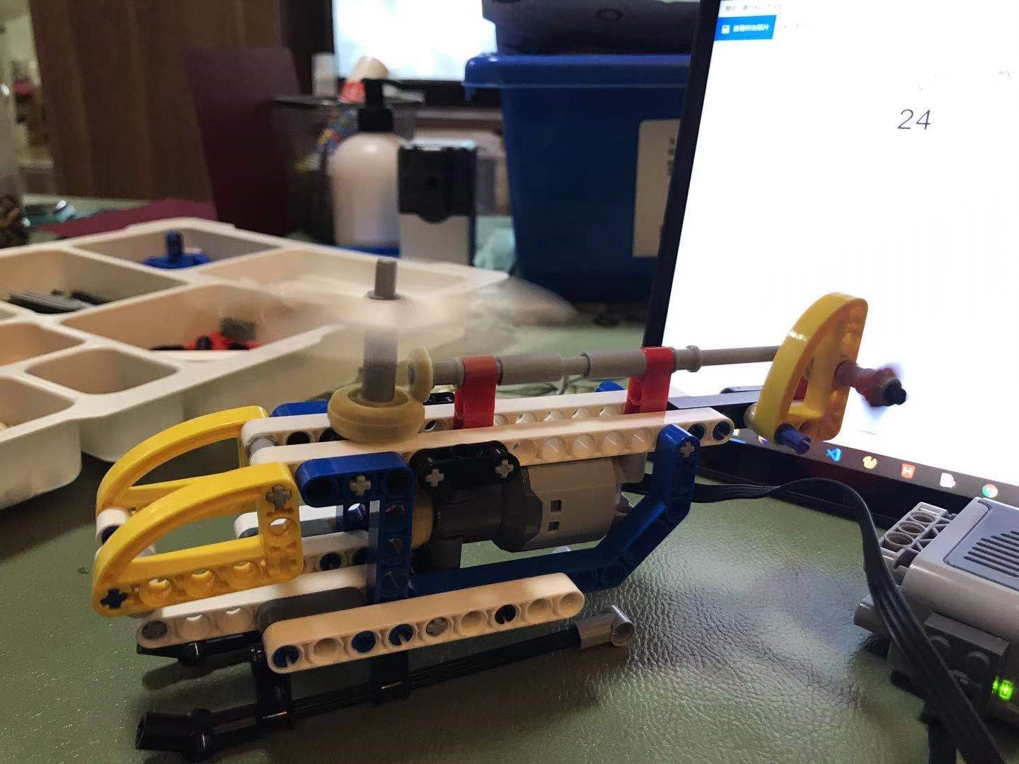 青少年机器人技术考试一二级图纸,青少年机器人等级一级真题