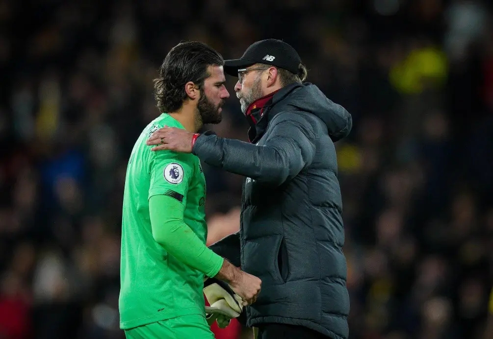 欧冠卫冕冠军首轮出局，锋线终结能力成为隐患，克氏红军弱点明显