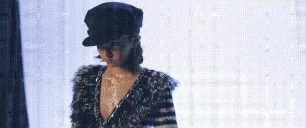 这个征服两位亚洲天王的一代歌姬，到底有什么魅力？