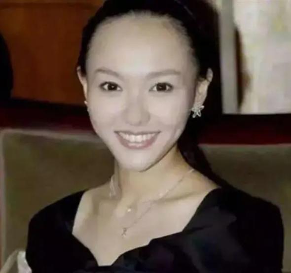 陈红脸型换成刘亦菲脸型,王祖贤刘雪华陈红年轻旧照