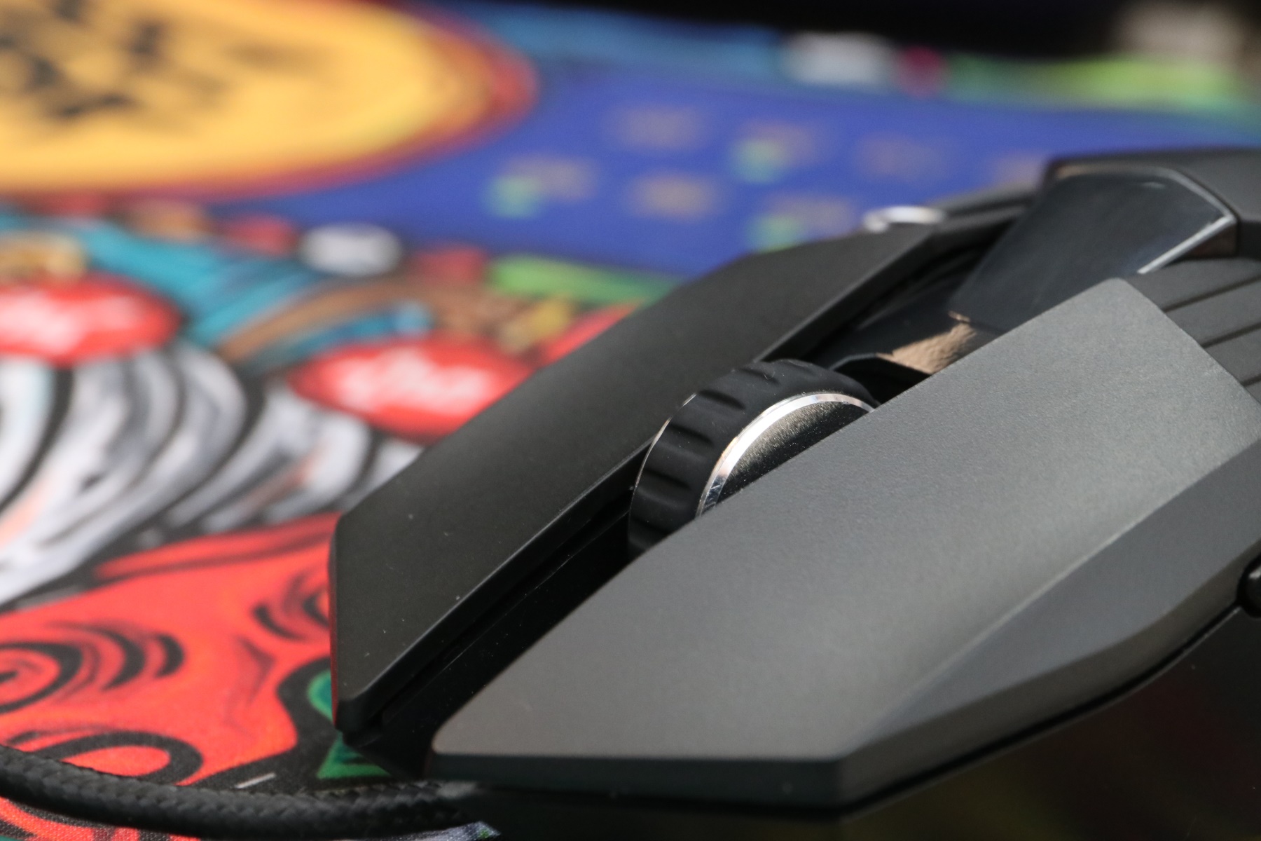 达尔优牧马人的鼠标怎么设置吃鸡,达尔优牧马人鼠标6代和五代