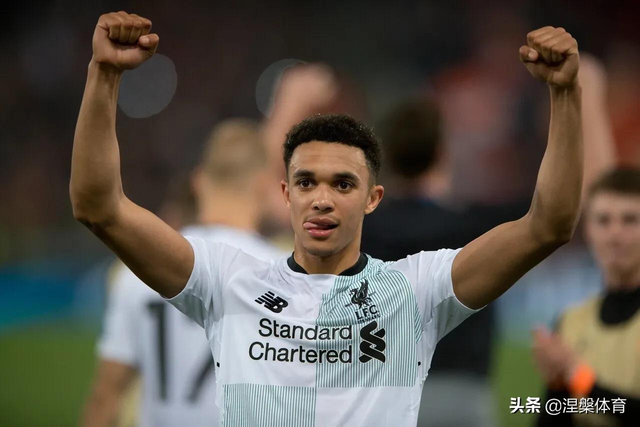 利物浦66号阿诺德是第一右后卫吗,利物浦阿诺德防守巅峰