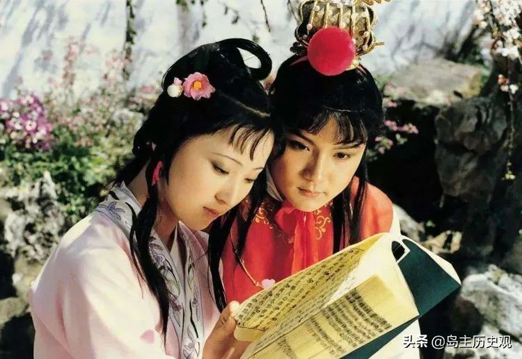 《石头记》为什么更名《红楼梦》,石头记什么时候改名红楼梦