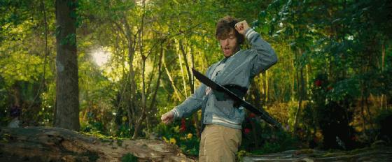 「啪啪」就会死！只有处女才能活到最后...