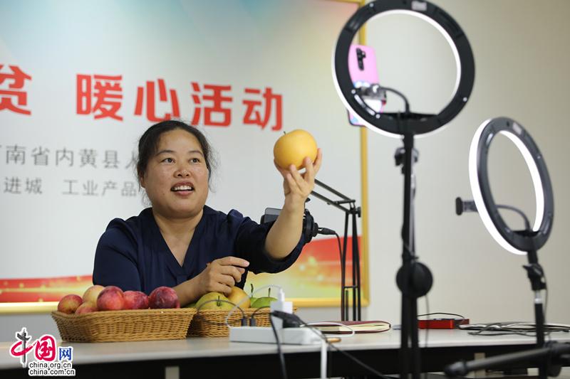 让农民成为乡村振兴的参与者,让农民成为乡村振兴的主力军