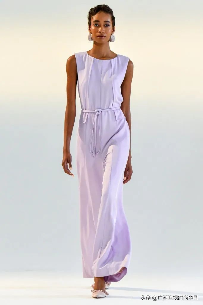 穿搭高级感冷淡风职场,冷酷风穿搭职场