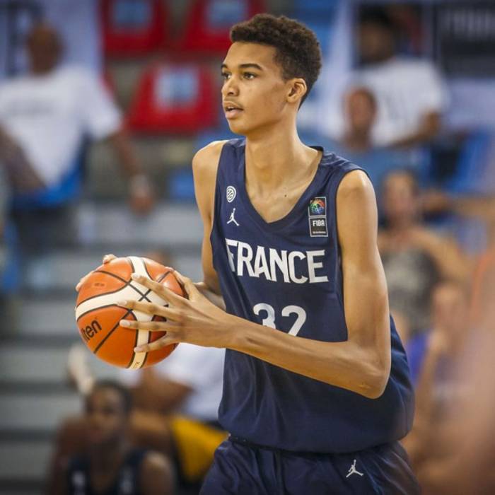 16岁戈贝尔身高,波神戈贝尔臂展天才