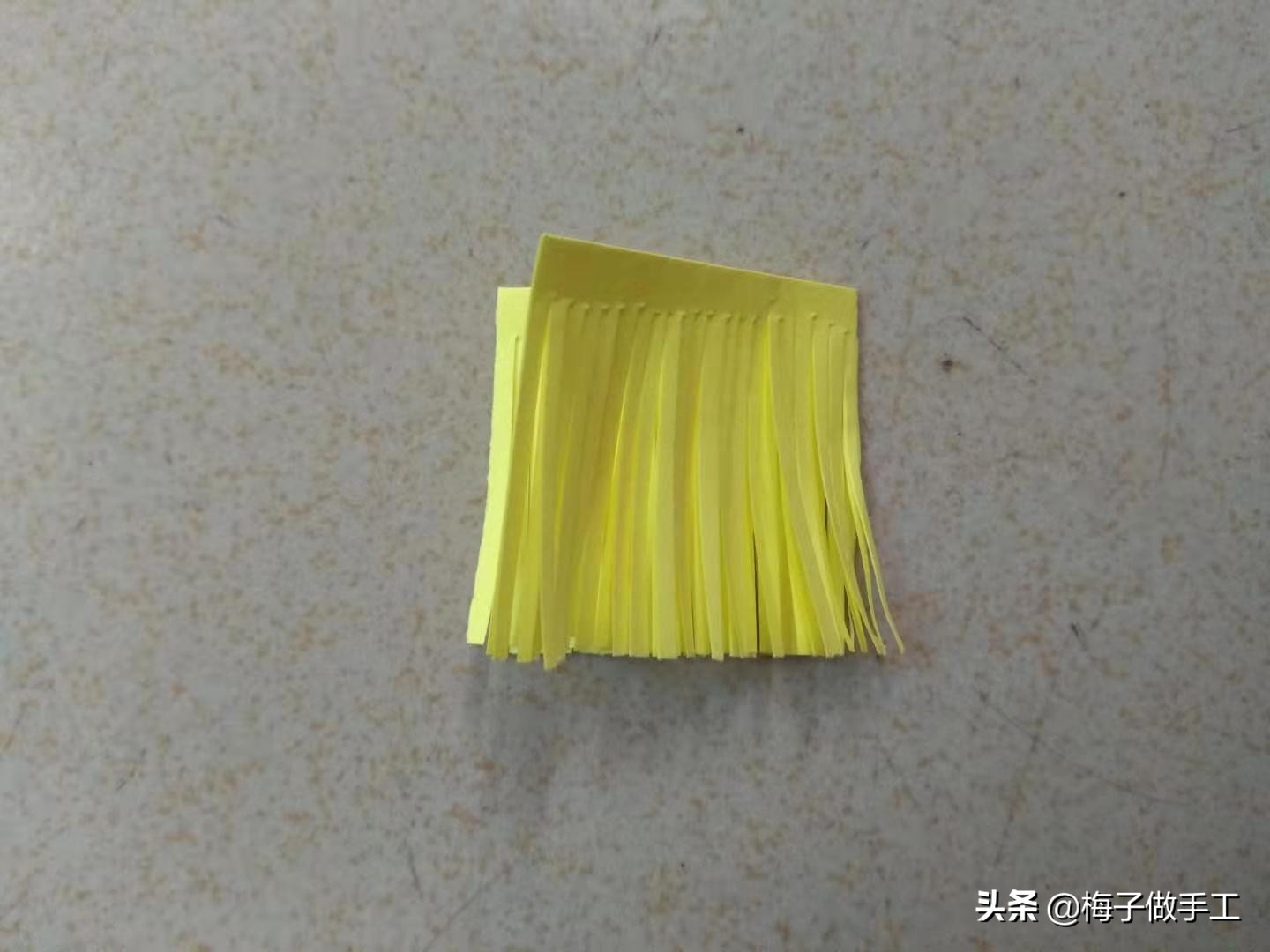 折纸简单又漂亮的过年小灯笼,简单折纸灯笼中秋节两三步完成