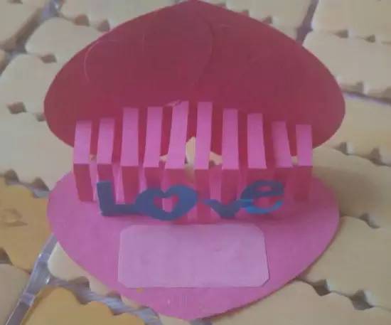 手工心形贺卡又简单漂亮,超级简单可爱的爱心贺卡