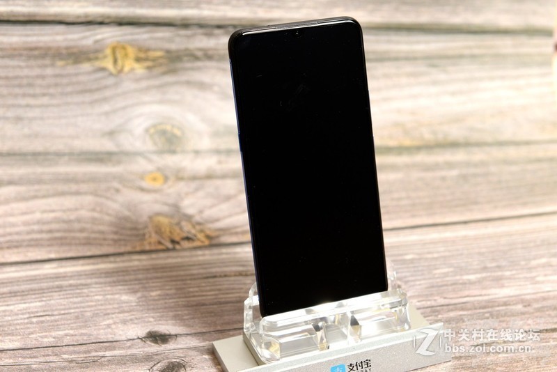 能流畅玩原神的iqoo手机,iqoo水桶机