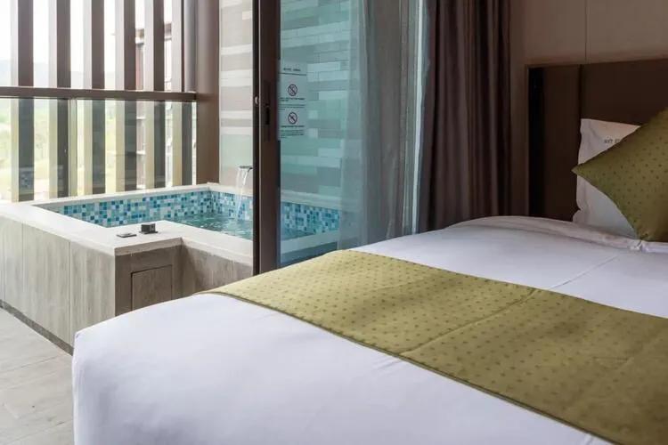 句容茅山温泉攻略,镇江茅山温泉假日酒店官方