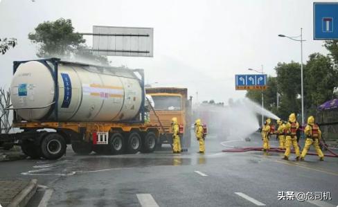 夏天危险化学品运输政策,危险品运输过程中的安全注意事项