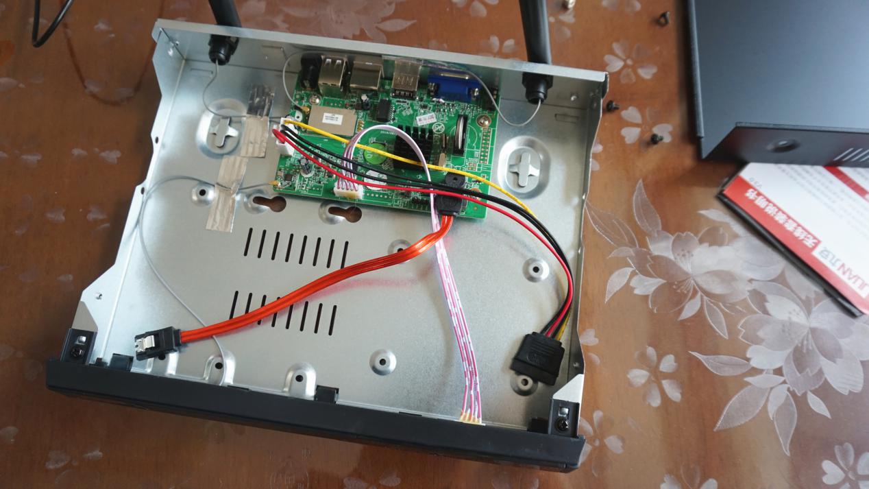 老家新居装上九安监控搭配西部数据紫盘，自己动手安装并不难