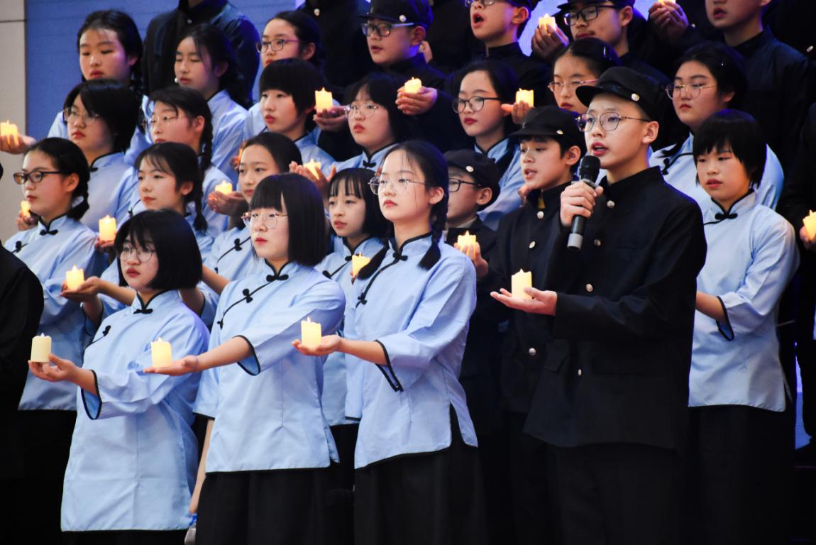 经典诵读书香满校园,镇江市经典诵读活动