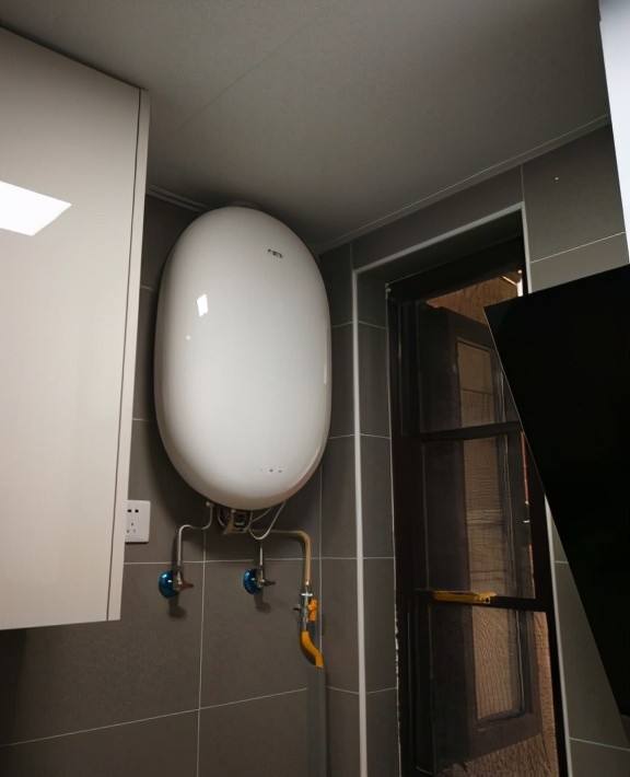 颜值高性价比高的燃气热水器,万家乐零冷水一级静音热水器