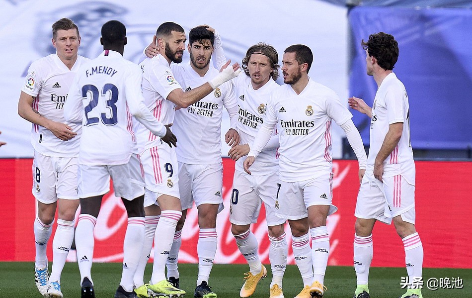 欧冠直播cctv5曼联对亚特兰大,cctv5欧冠决赛直播