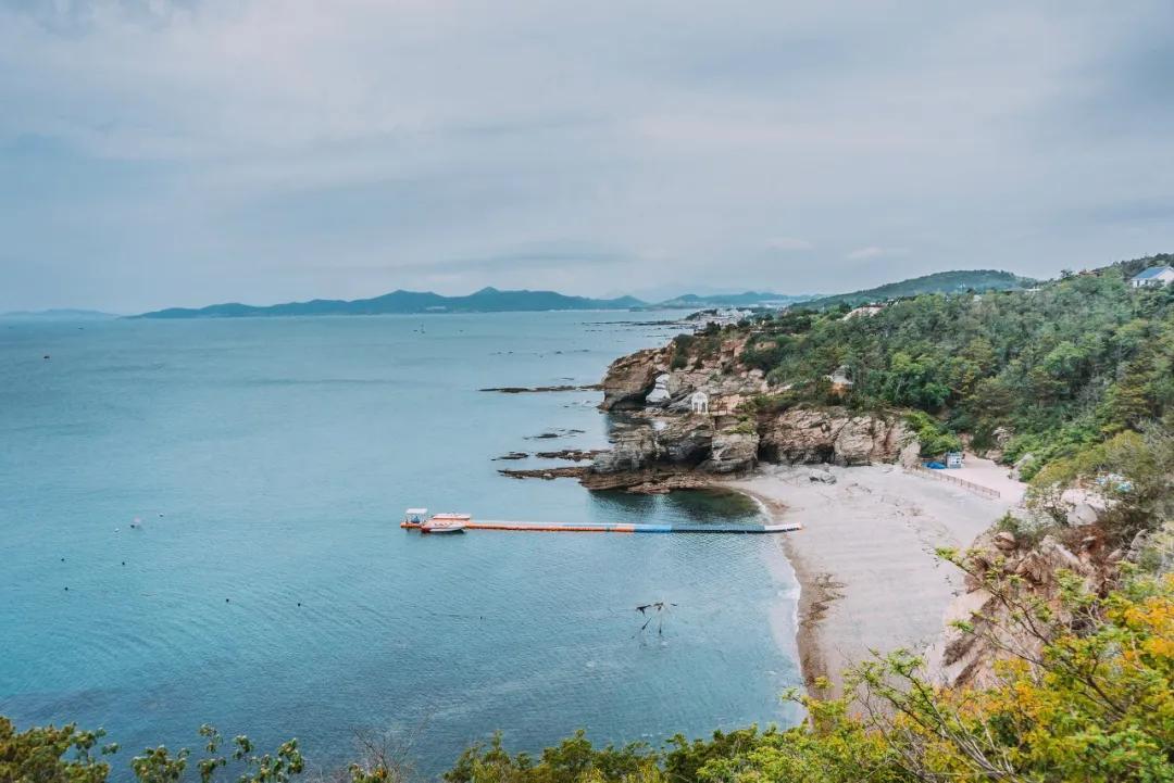 旅游三亚和厦门哪个更值得去,三亚和厦门哪个更值得去三亚旅游