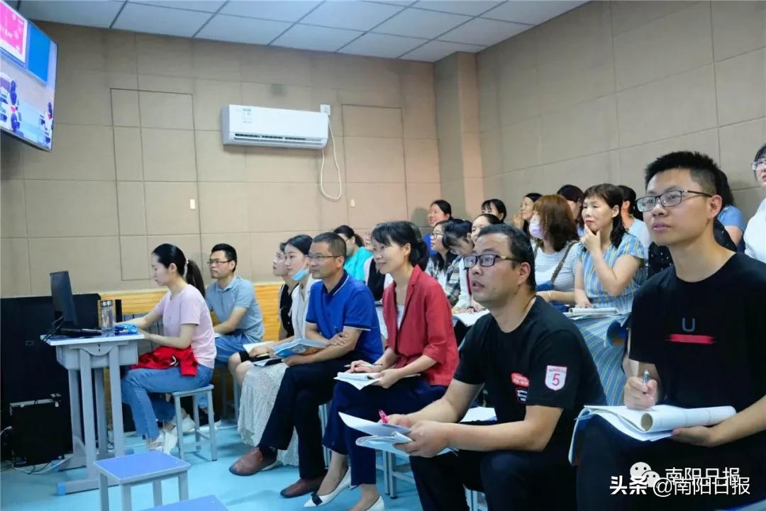 南阳第五完全学校全貌,南阳车站南路完全学校