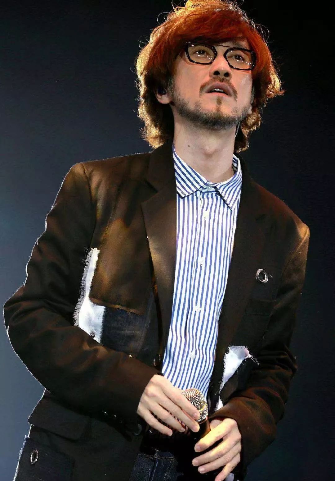 周传雄被谁淘汰,周传雄状况