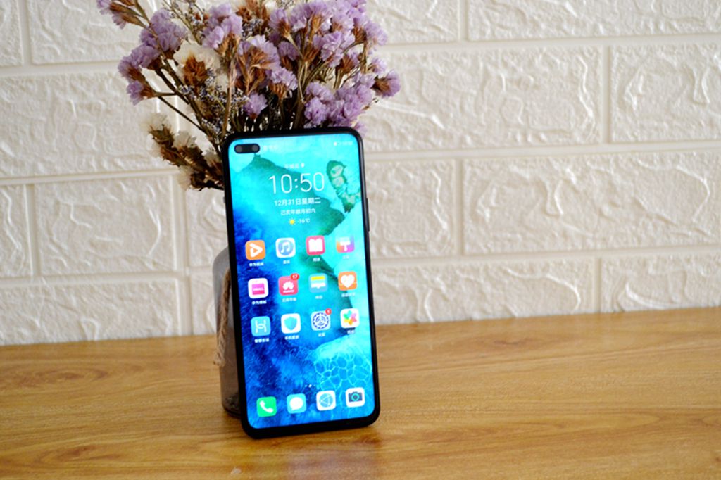 光荣宣布发布1000元以下的5g手机,5g手机芯片市场上演五强争霸