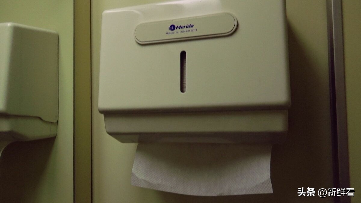 俄罗斯圣彼得堡火车卧铺,莫斯科到圣彼得堡的卧铺车厢怎样