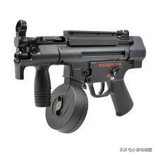 mp5冲锋枪能打死大型动物吗,反恐利器mp5弹鼓式冲锋枪