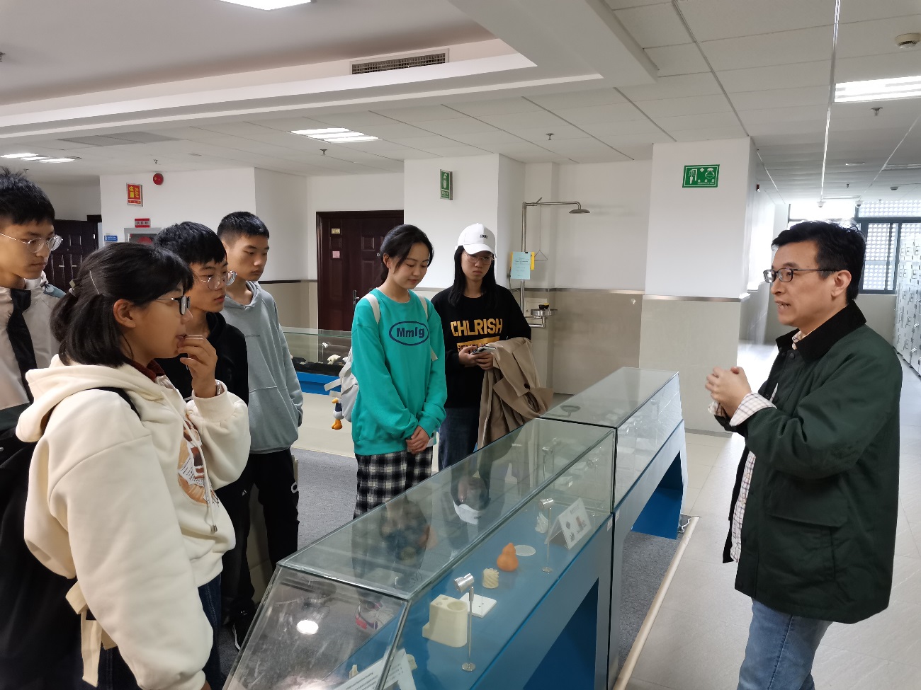 考研成功率100的学校,考研率最高10大专业