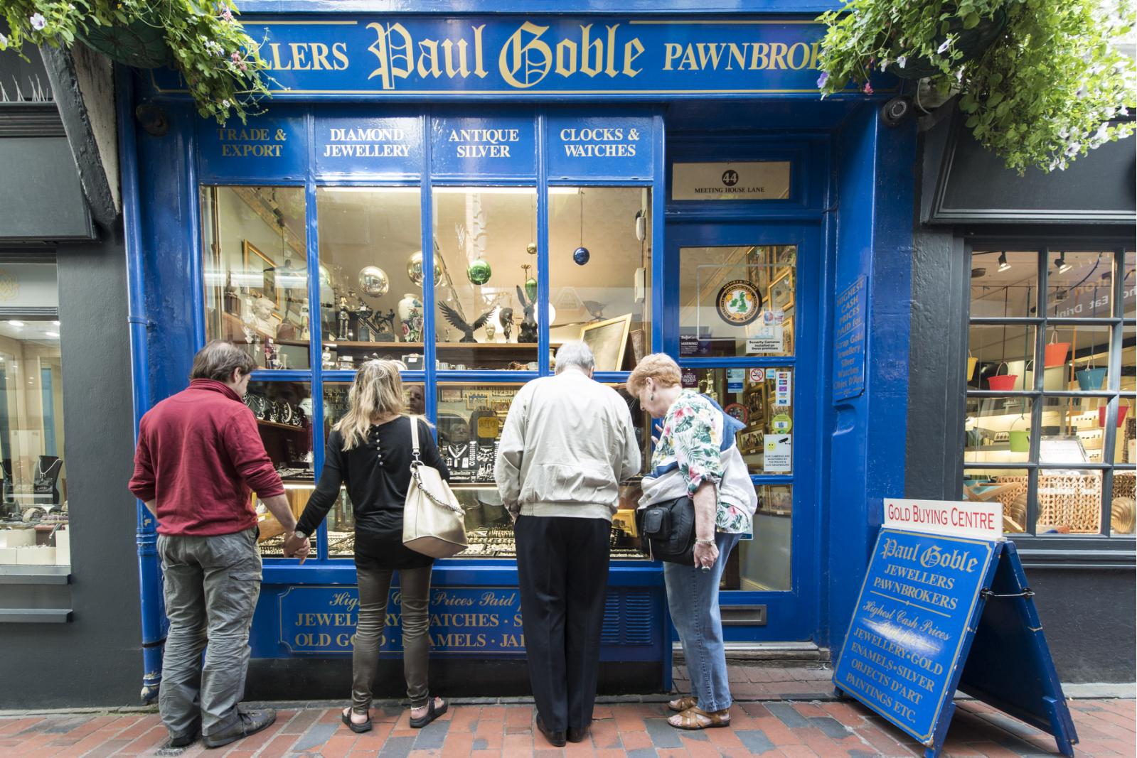 跟着旅行团去英国,跟旅游团去英国旅游