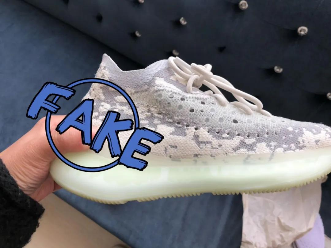 yeezy篮球鞋怎么验真假,yeezy鞋标鉴定
