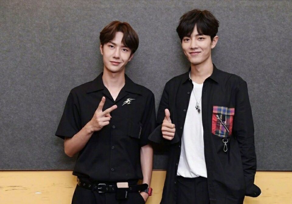 王一博认识肖战哪期天天向上,何炅说过肖战和王一博感情好吗