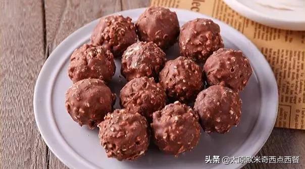 情人节为他做一顿浪漫大餐,情人节巧克力怎么做才显得有心意