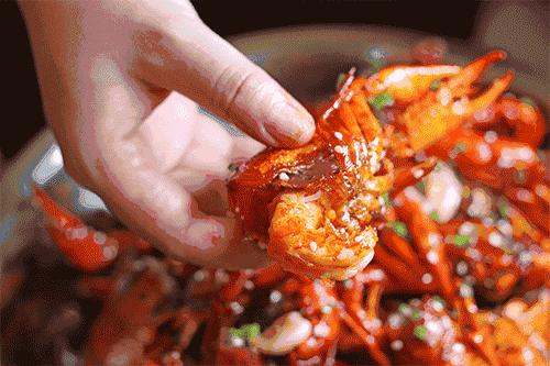 尿酸正常需要避开嘌呤高的食物,吃了高嘌呤食物多长时间尿酸会高