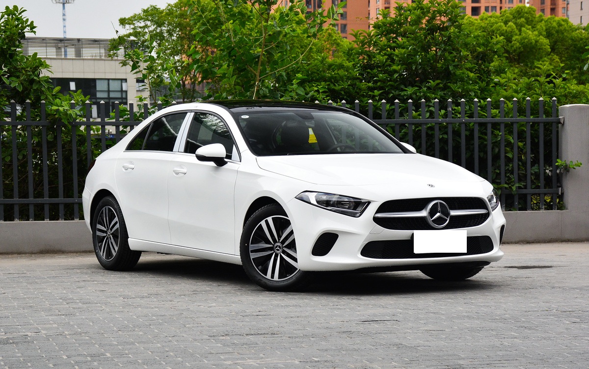 奔驰奥迪宝马最值得买的一款车型,奥迪q8奔驰glecoupe宝马x6测评