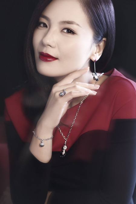 刘涛杨烁亲密互动,刘涛杨烁亲密举动