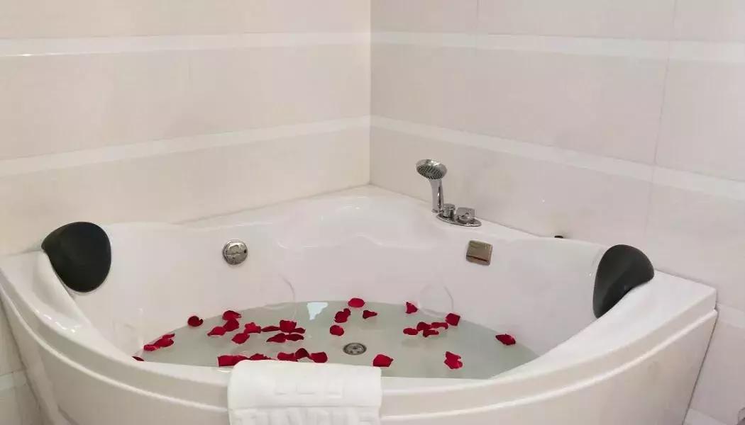 泰州溱湖湿地民宿,泰州溱湖云海温泉酒店