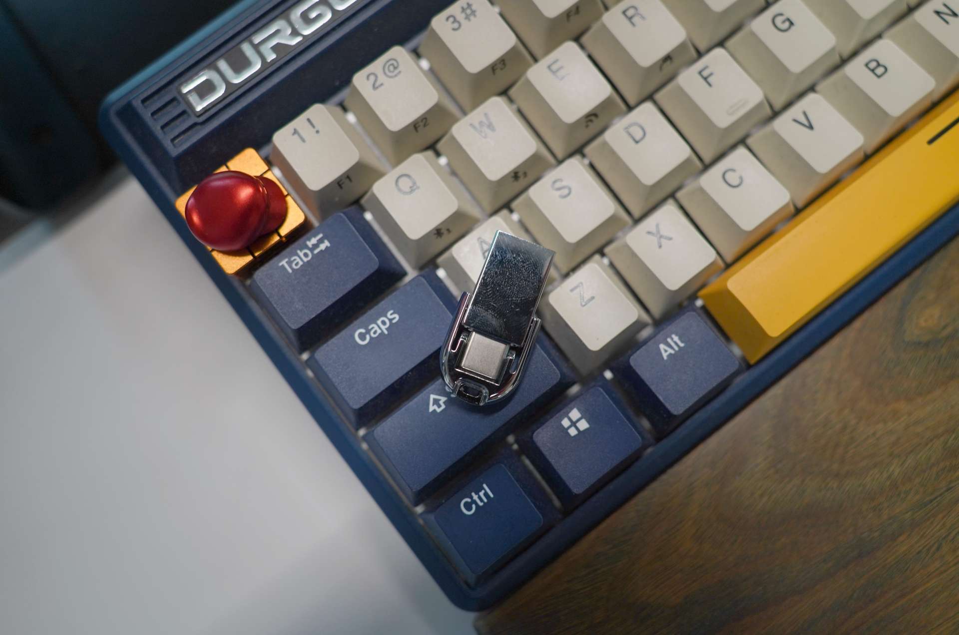 爱国者手机u盘无法使用,爱国者u盘连接手机不显示容量