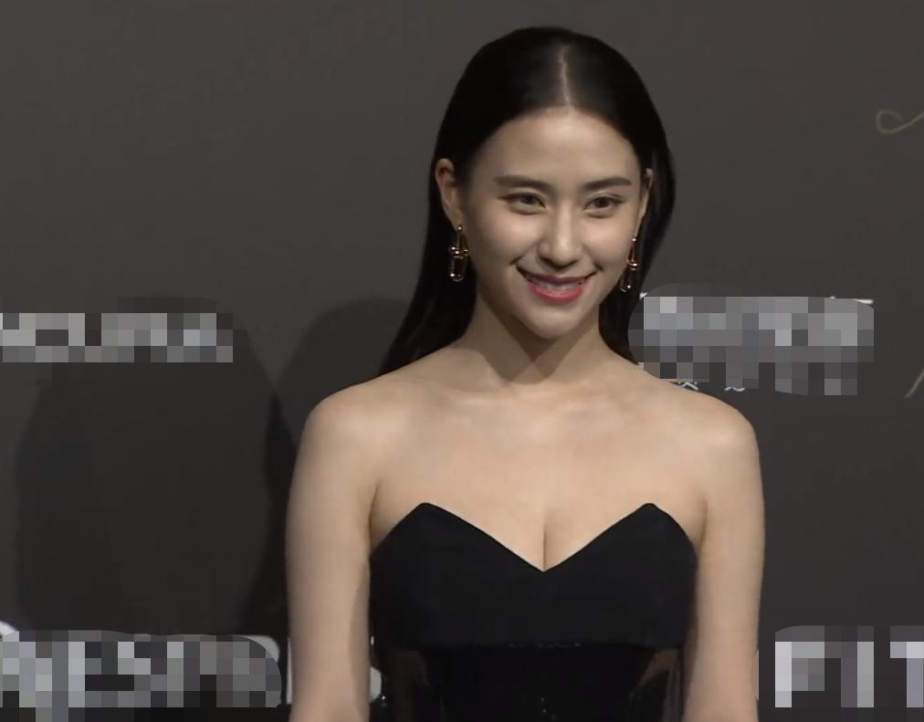 elle风尚大典金晨造型,金晨elle风尚大典造型照片