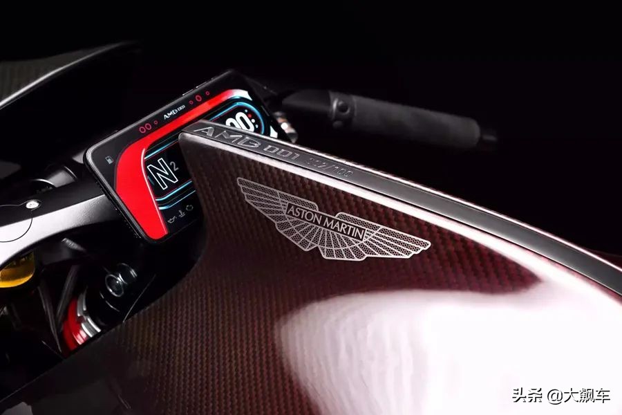 阿斯顿马丁摩托车amb001,阿斯顿马丁880万美金