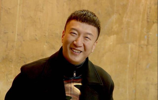 丁嘉丽给赵宝刚下跪是真的吗,丁嘉丽哭跪赵宝刚完整版